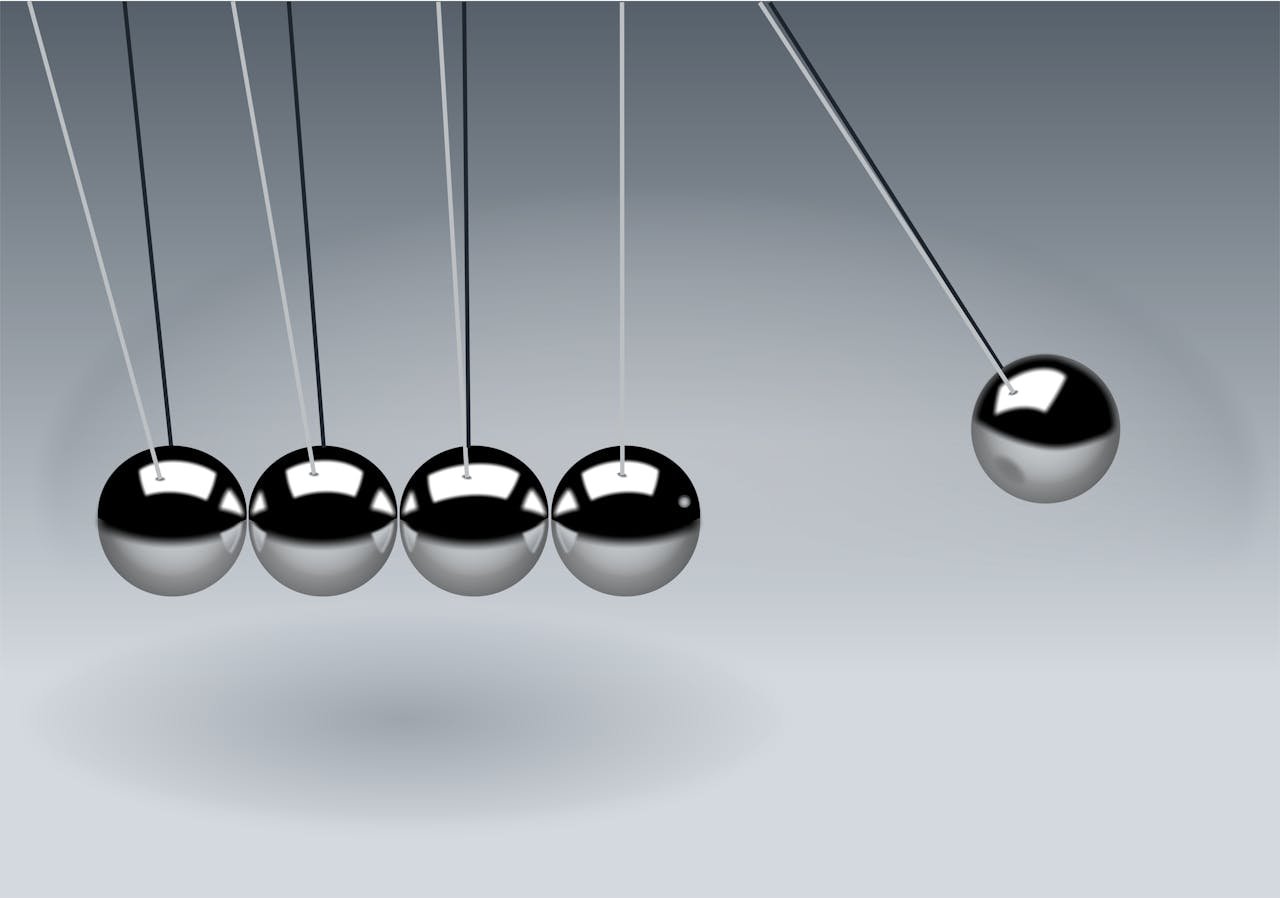 newton-s-cradle-balls-sphere-action-60582-60582.jpg